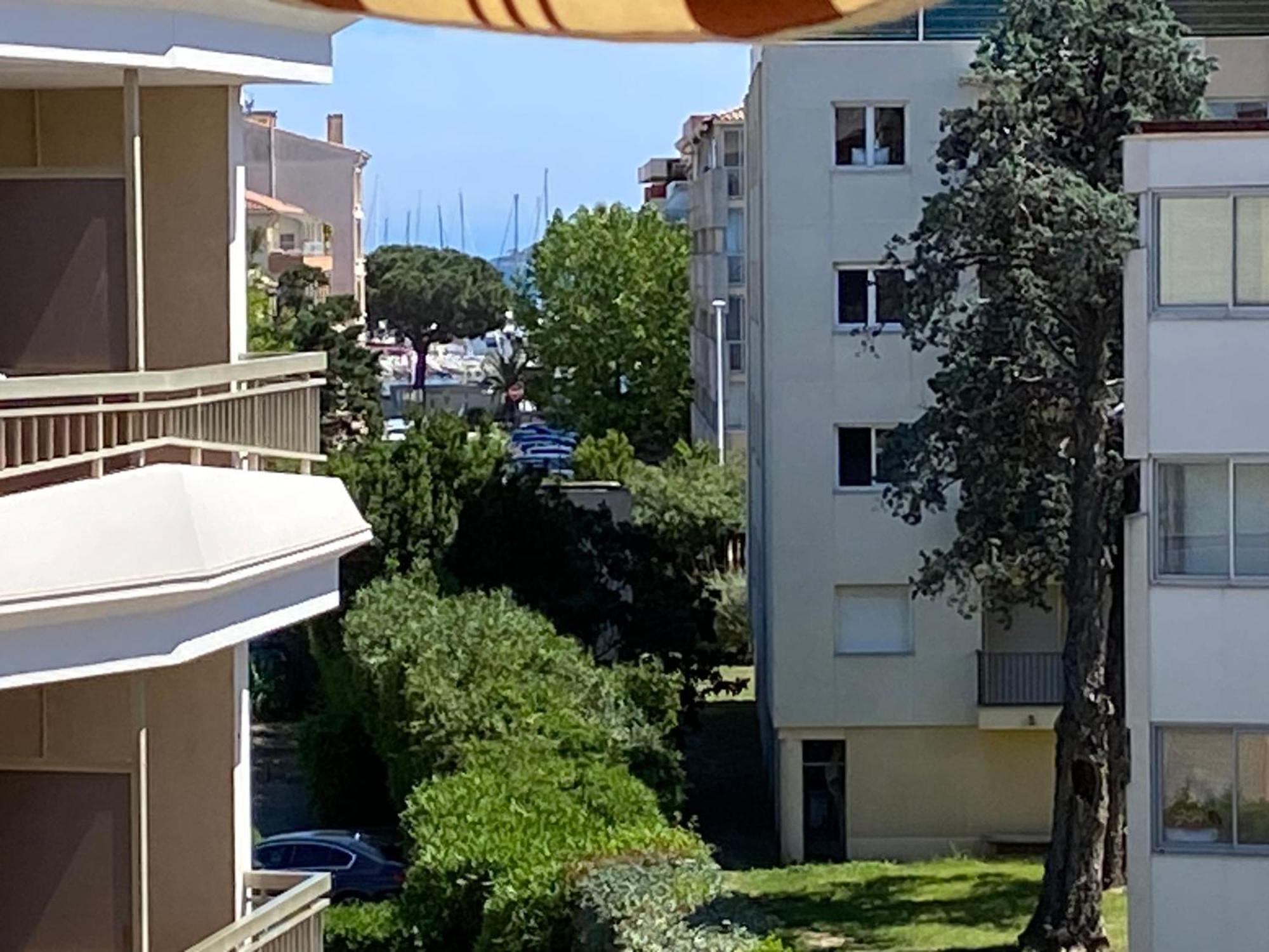 Apartment Superior Santa Cruz แซ็งต์-แมกซีม ภายนอก รูปภาพ